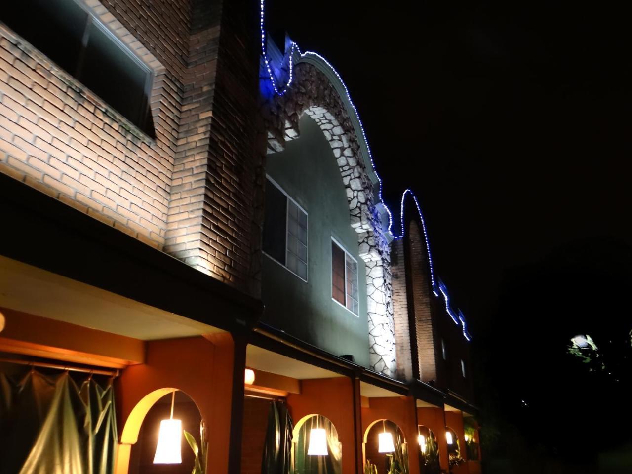 Silmar Hotel/Motel Rio Blanco  Экстерьер фото